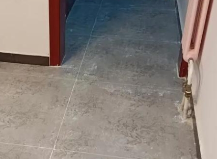 郑州上街区瓷砖空鼓维修公司分享下郑州上街区地砖空鼓了怎么办